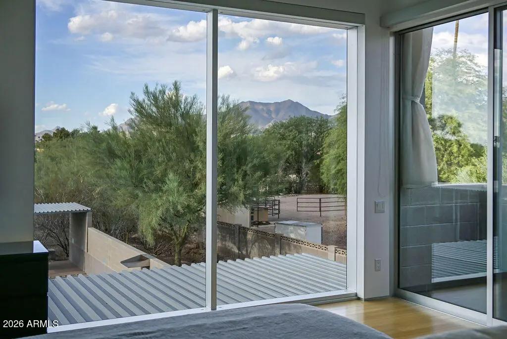 Real Estate Picture 20