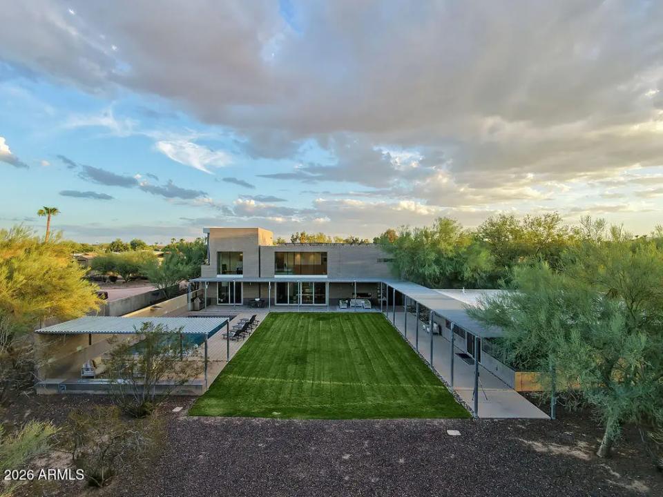 10010 E JENAN Drive Scottsdale AZ 85260