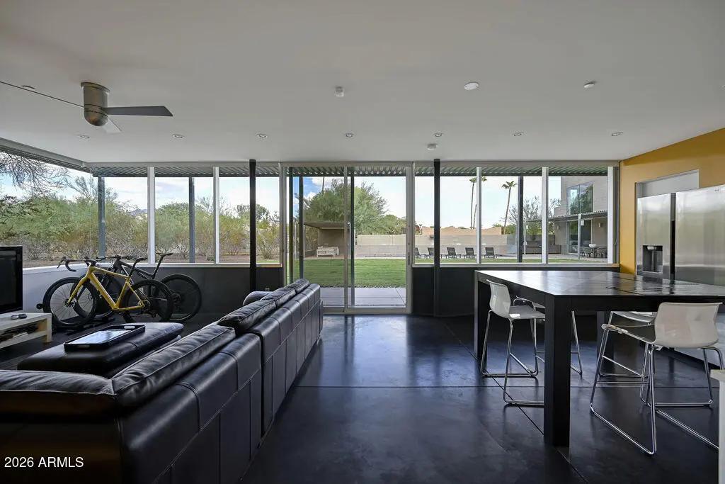 Real Estate Picture 41