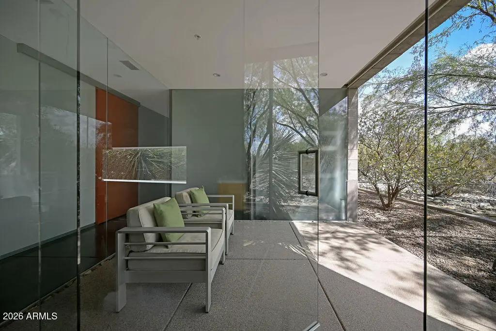 Real Estate Picture 14