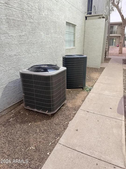Real Estate Picture 9