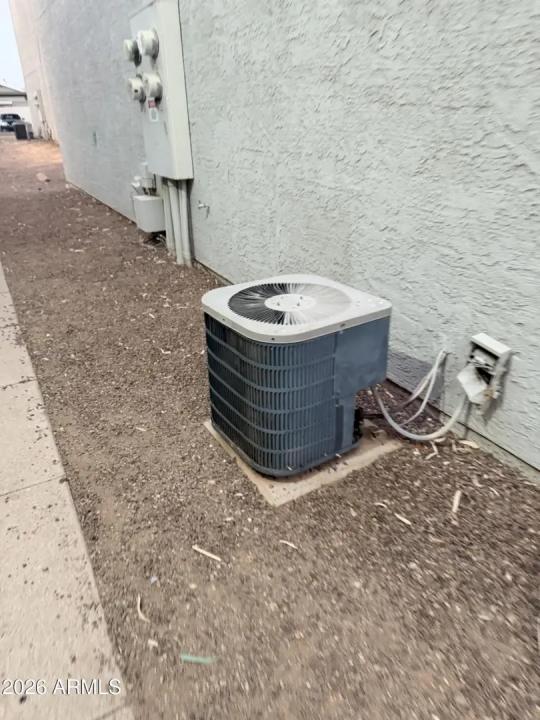 Real Estate Picture 11