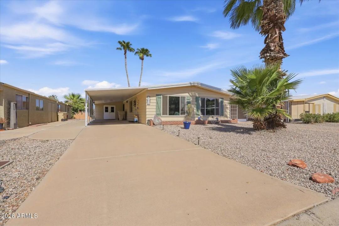 8936 E FAIRWAY Boulevard Sun Lakes AZ 85248