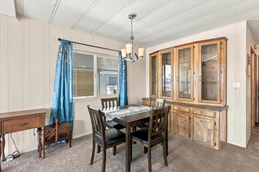 Real Estate Picture 5