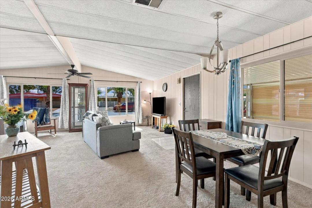 Real Estate Picture 6