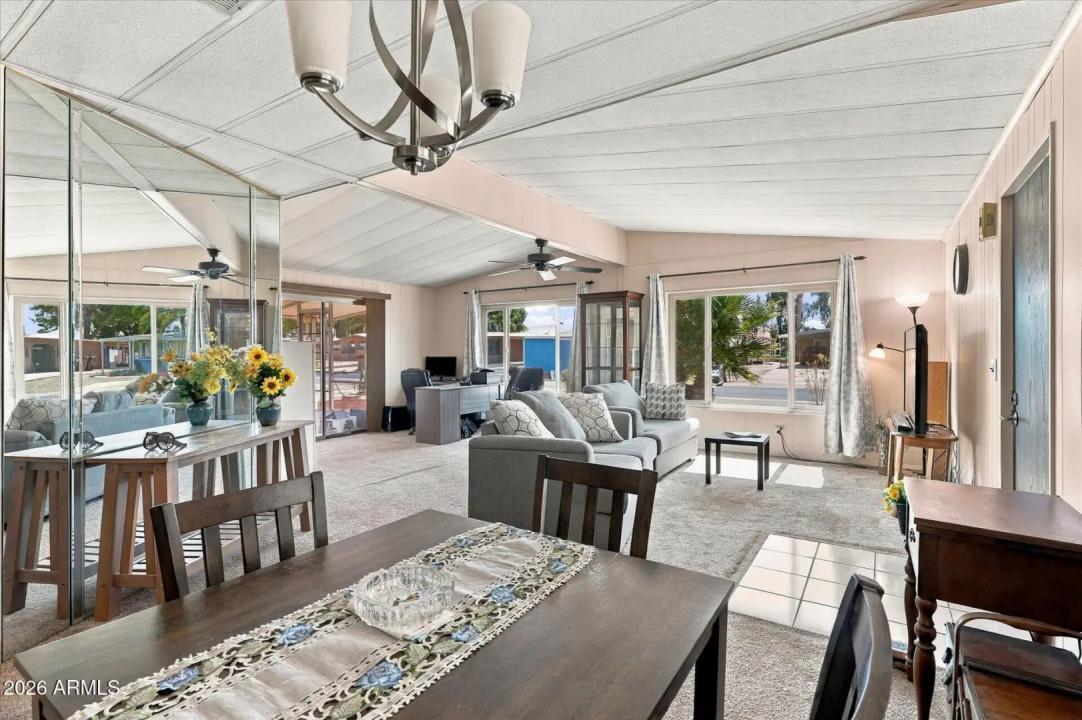 Real Estate Picture 7