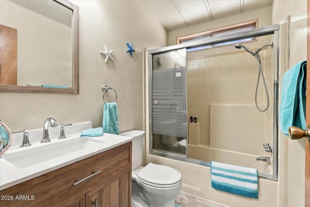Real Estate Picture 18