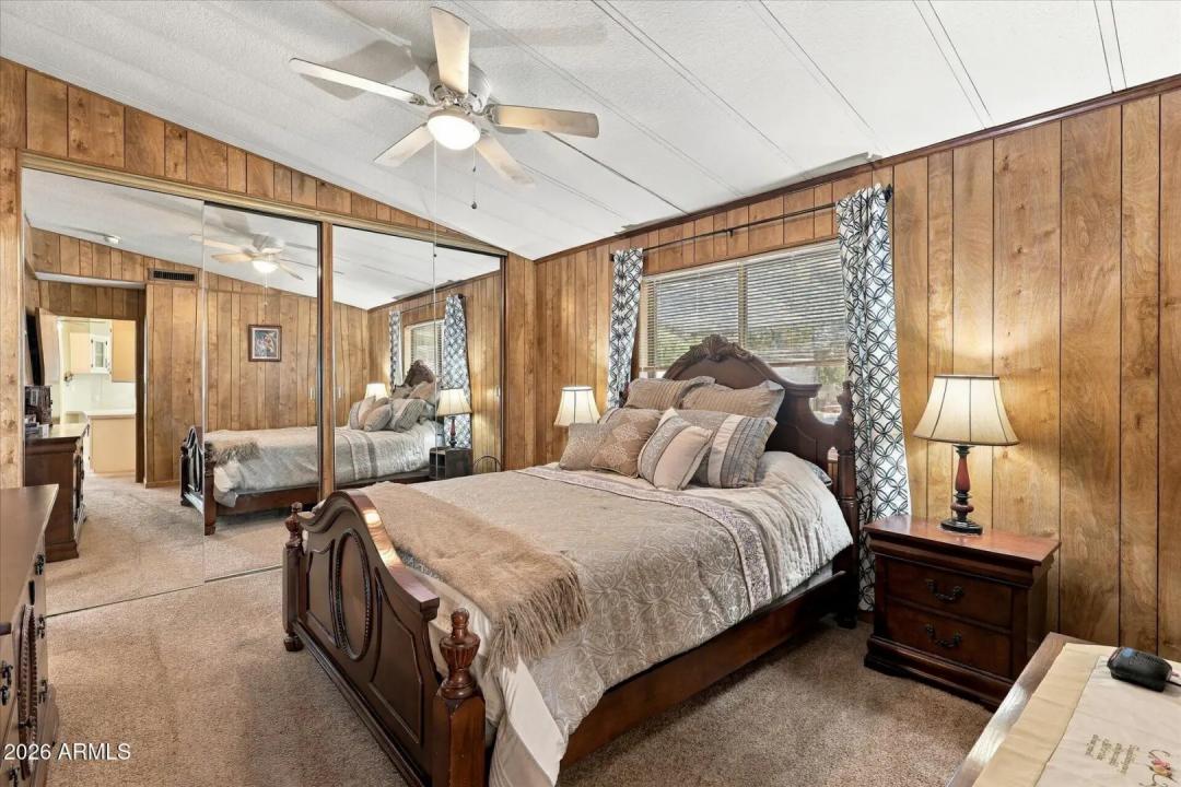 Real Estate Picture 22
