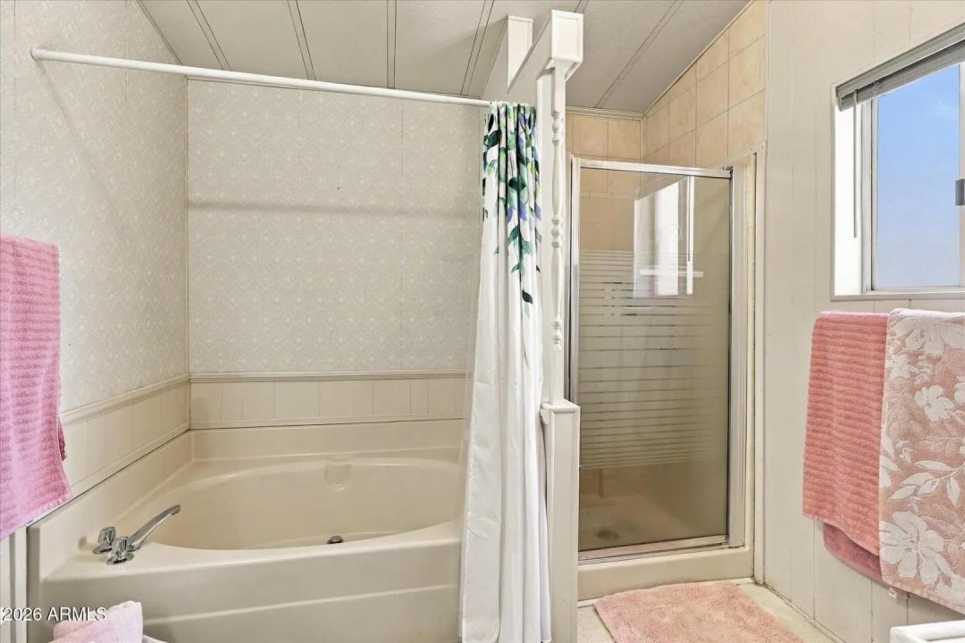 Real Estate Picture 27