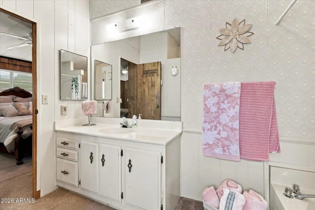 Real Estate Picture 28
