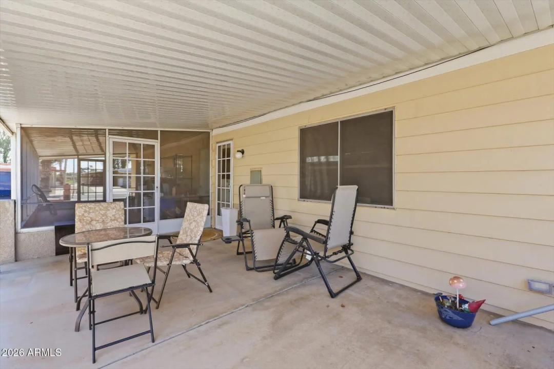 Real Estate Picture 30