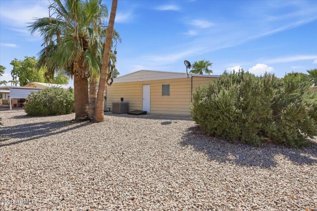 Real Estate Picture 32