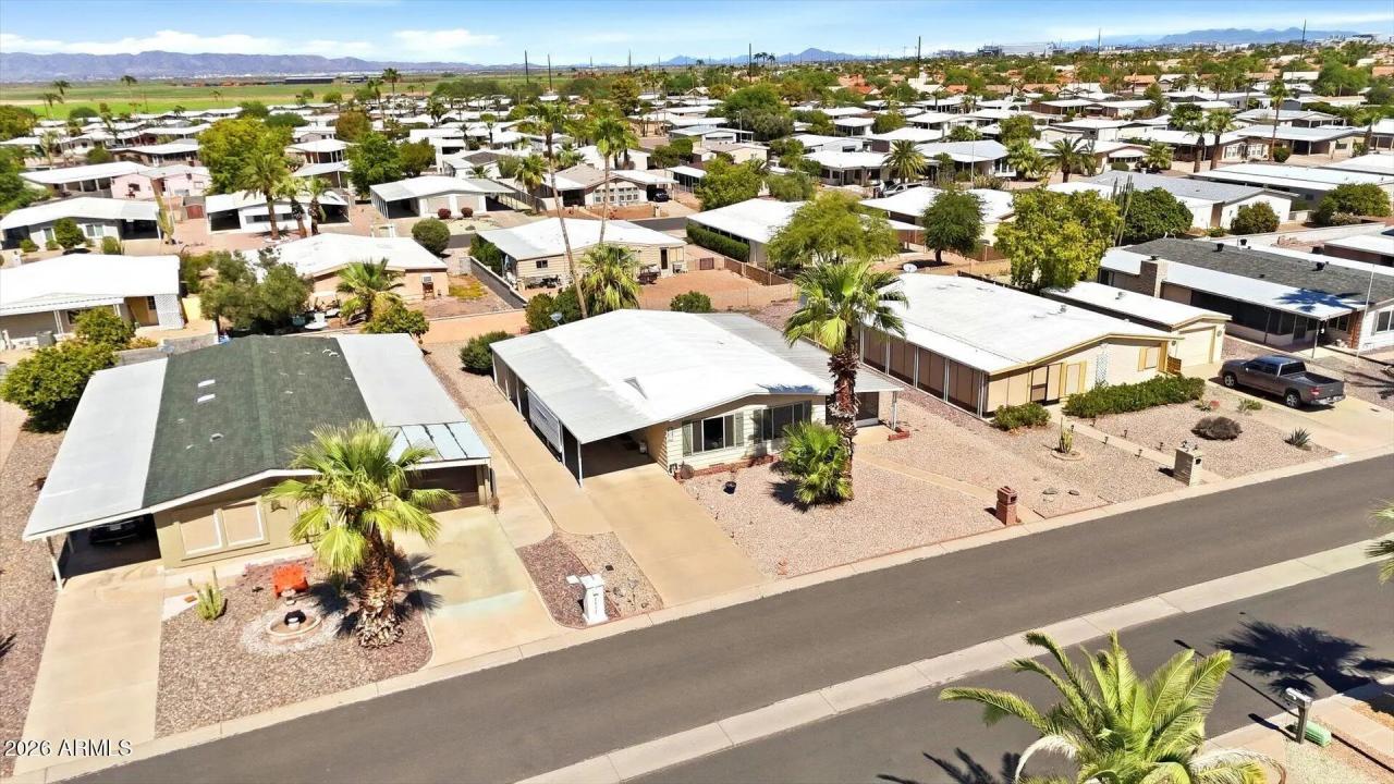 Real Estate Picture 33