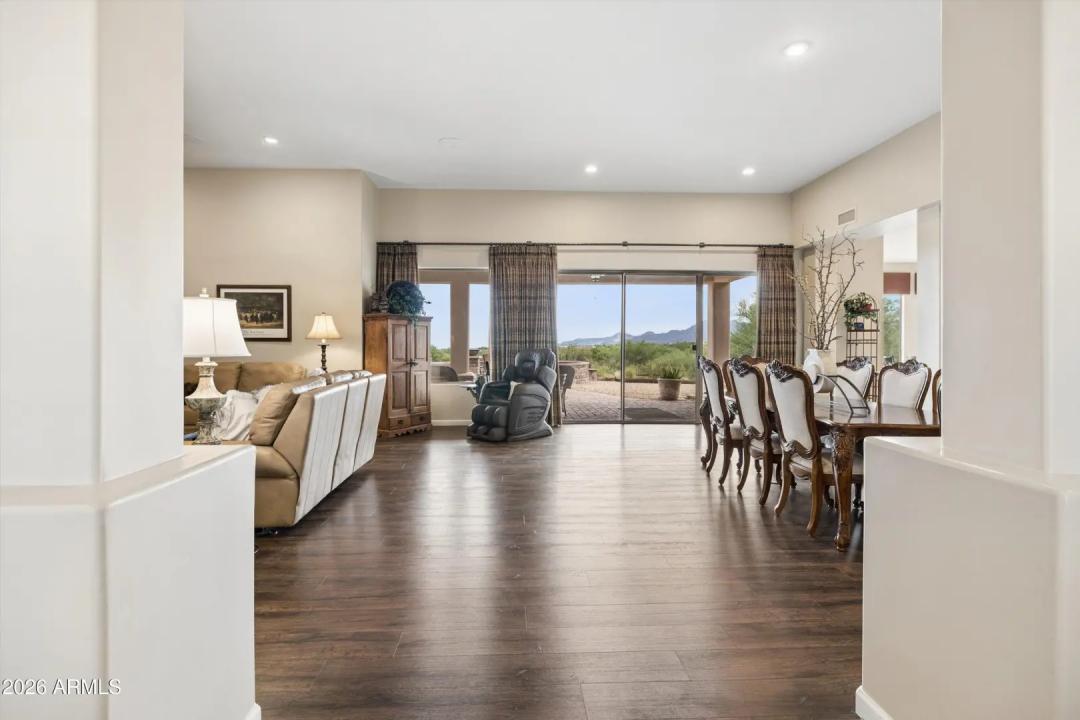 Real Estate Picture 34