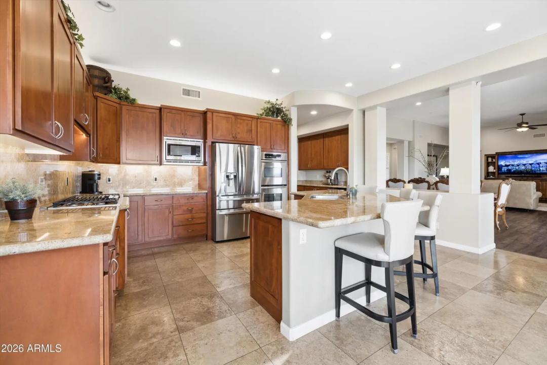 Real Estate Picture 22