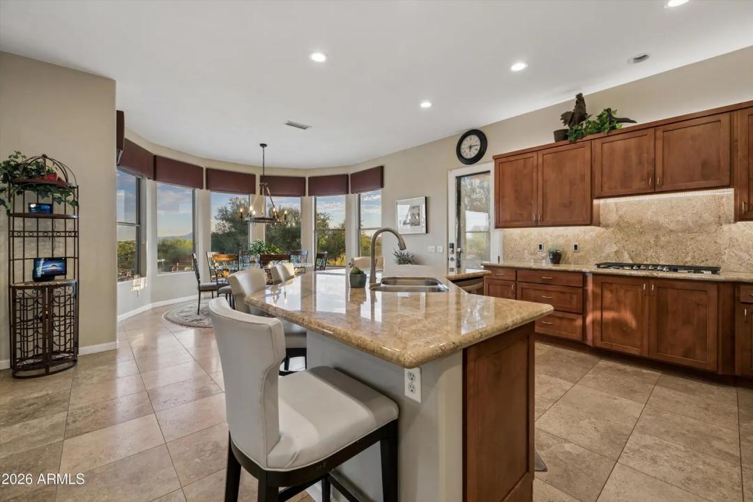 Real Estate Picture 26