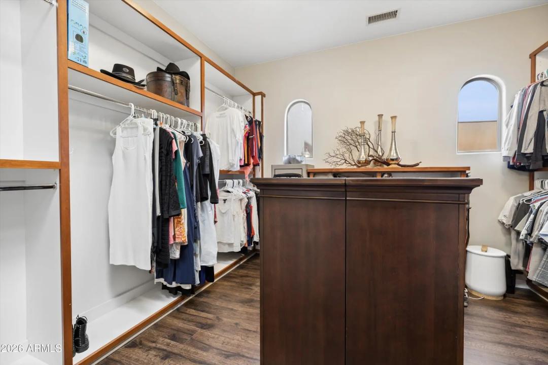 Real Estate Picture 44