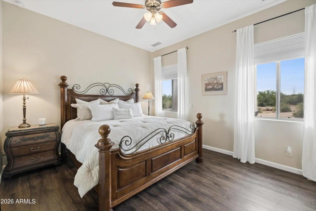 Real Estate Picture 48