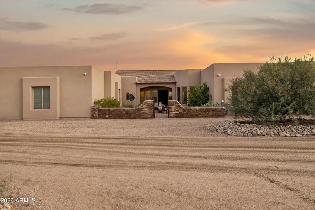 Real Estate Picture 95