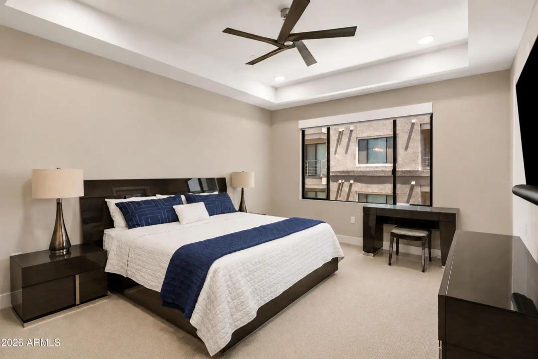 Real Estate Picture 10