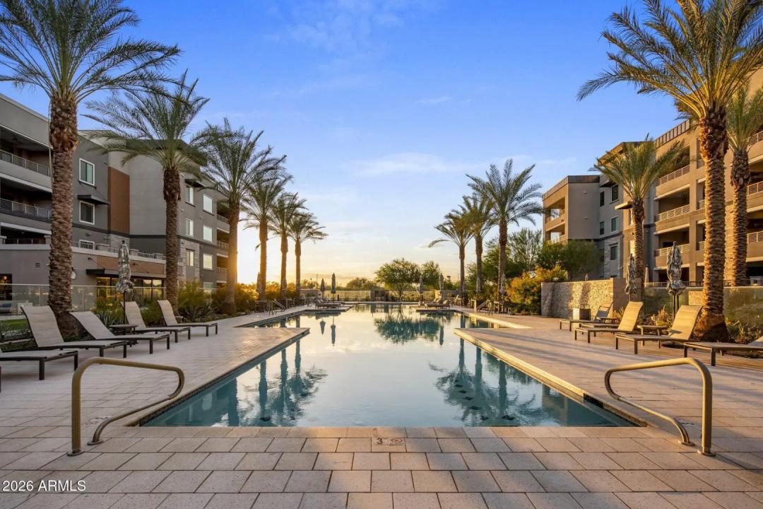 Real Estate Picture 5
