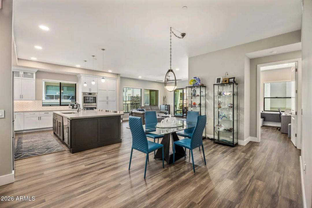 Real Estate Picture 1