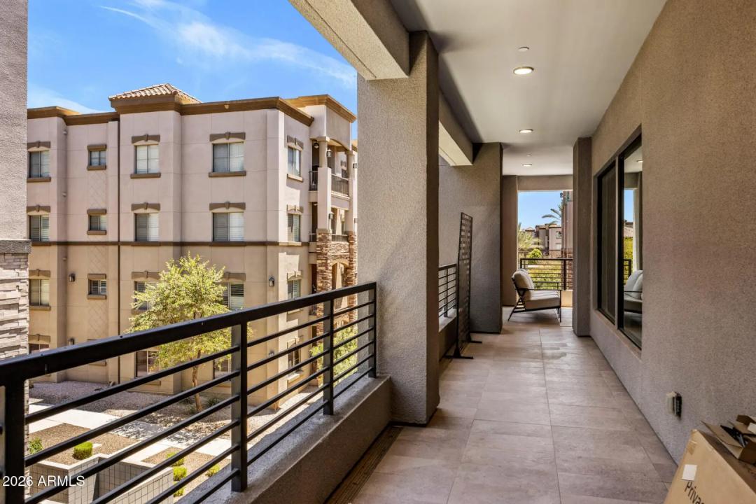Real Estate Picture 14
