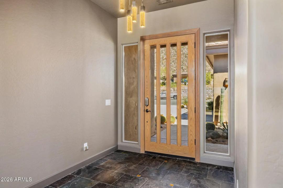 Real Estate Picture 6