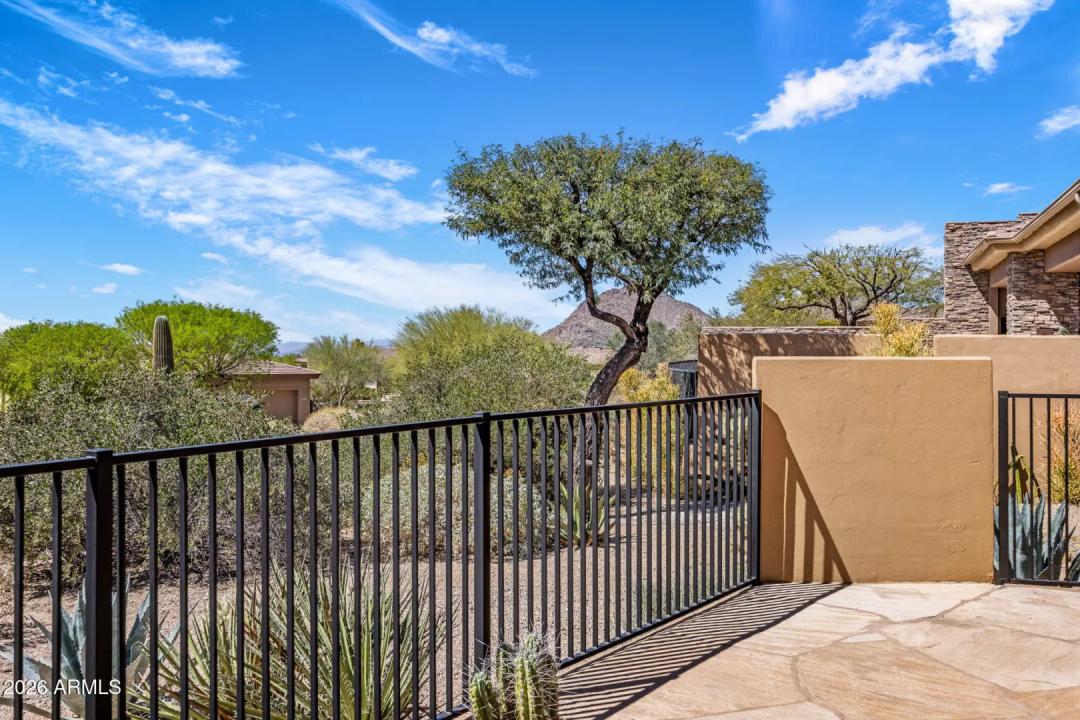 Real Estate Picture 24