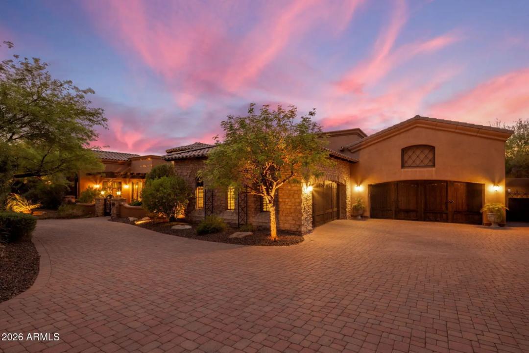 Real Estate Picture 5