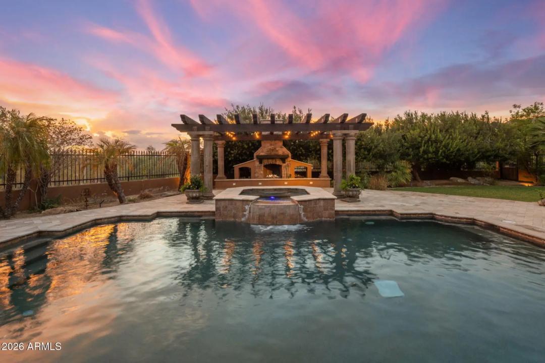 Real Estate Picture 70