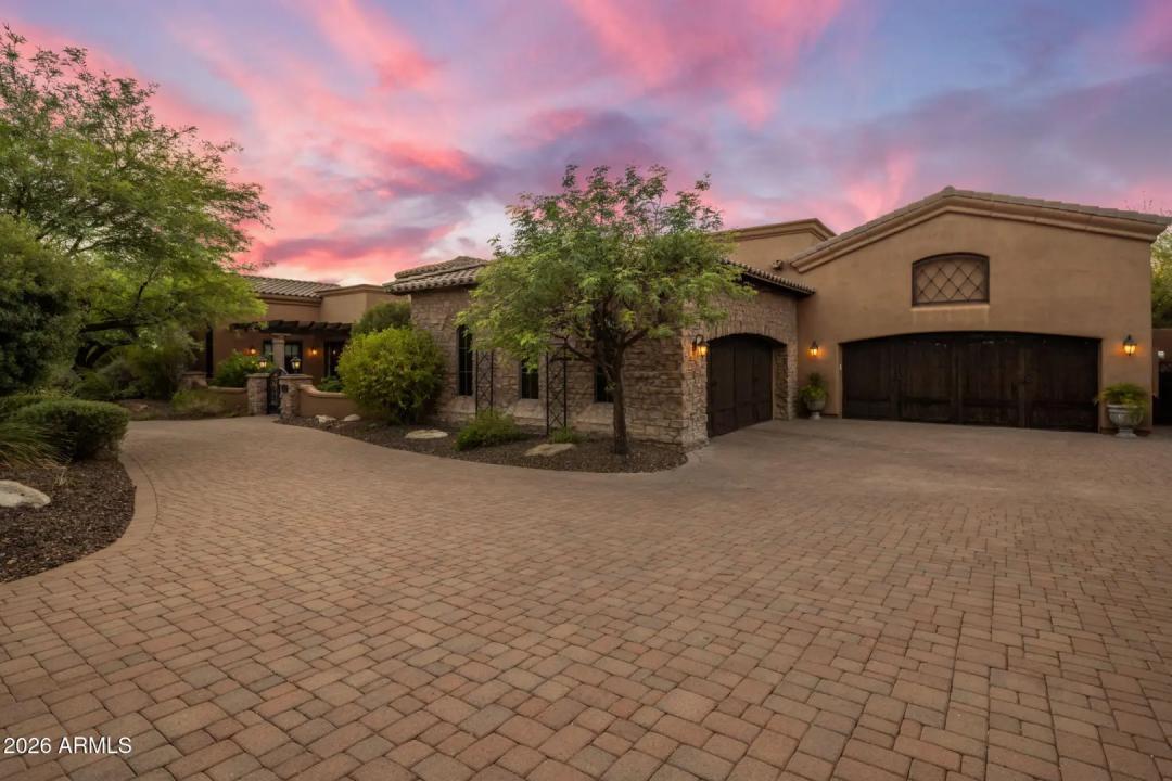 Real Estate Picture 6