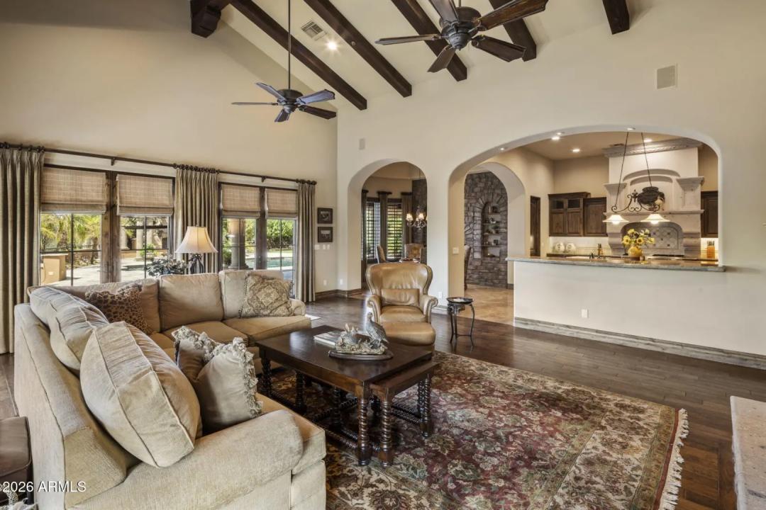 Real Estate Picture 27