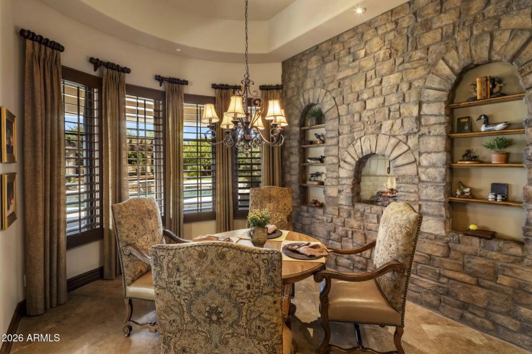 Real Estate Picture 25