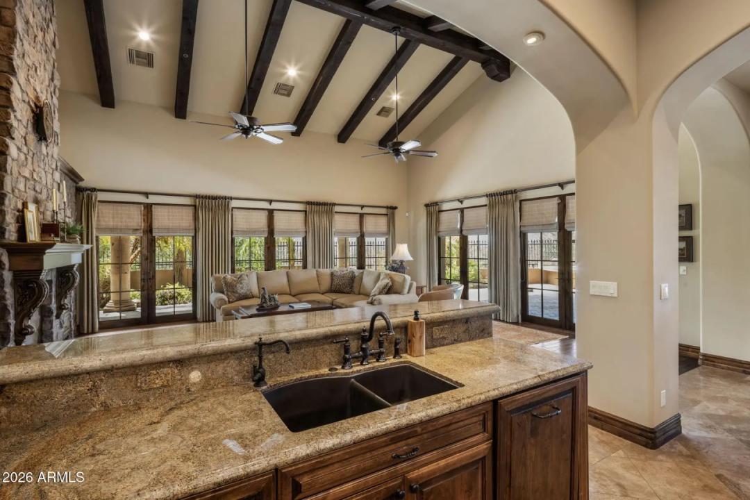 Real Estate Picture 24