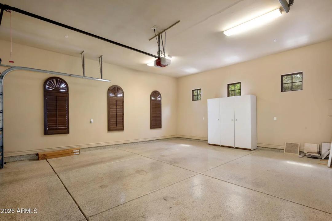 Real Estate Picture 85