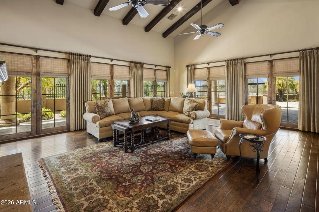 Real Estate Picture 28
