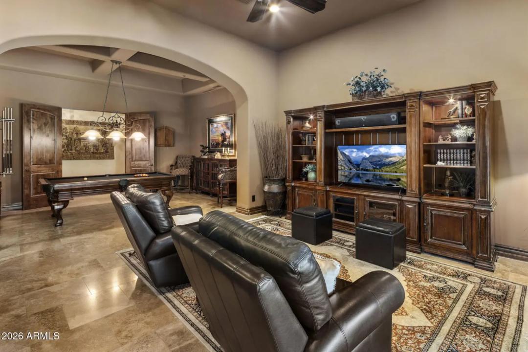 Real Estate Picture 39