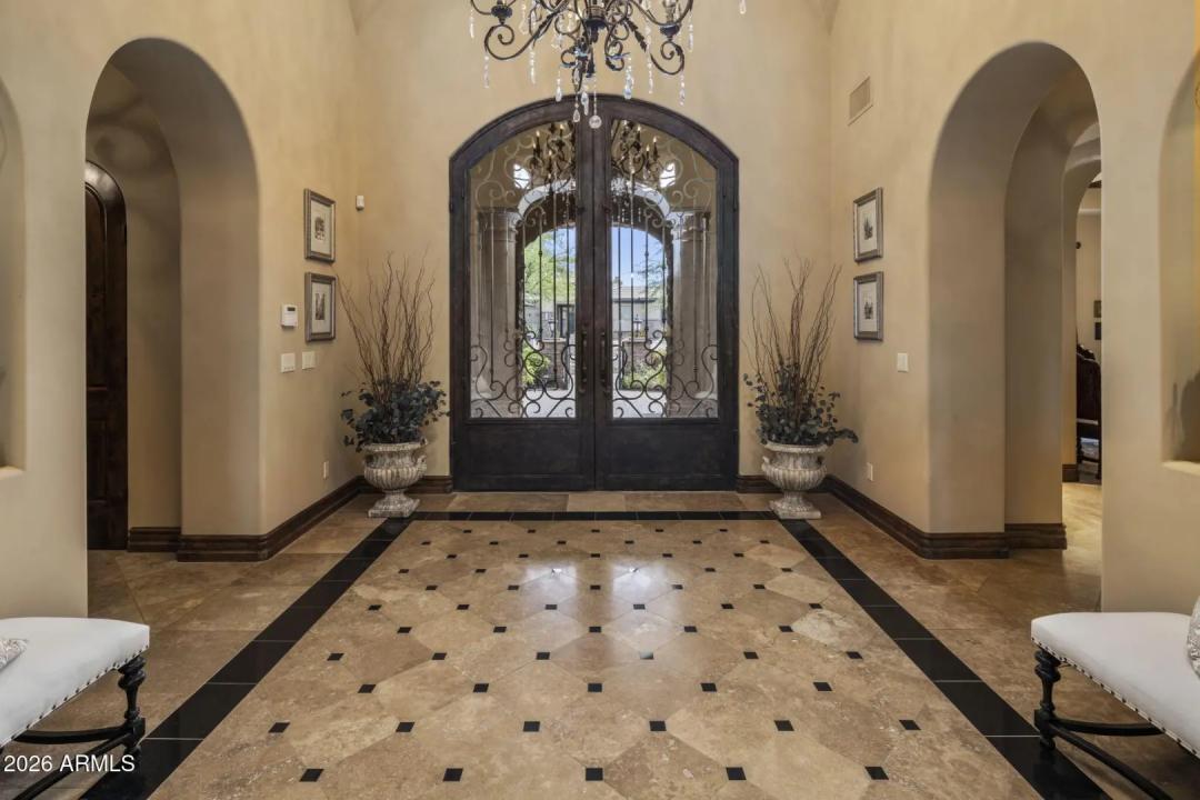 Real Estate Picture 15