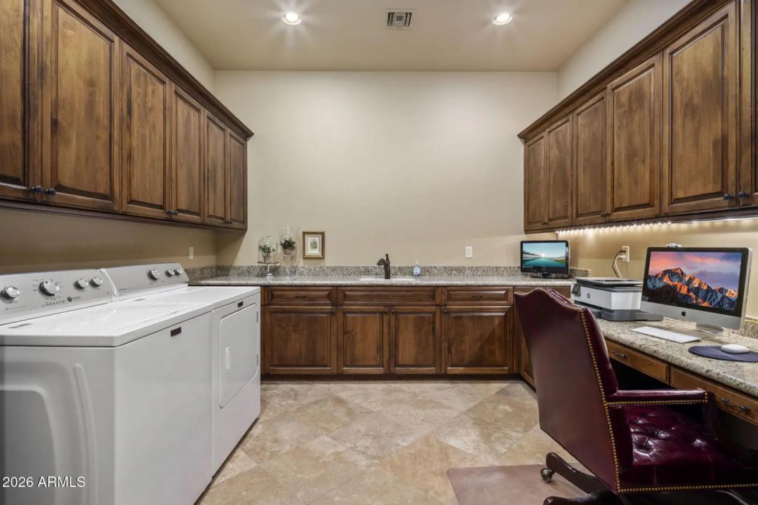 Real Estate Picture 53