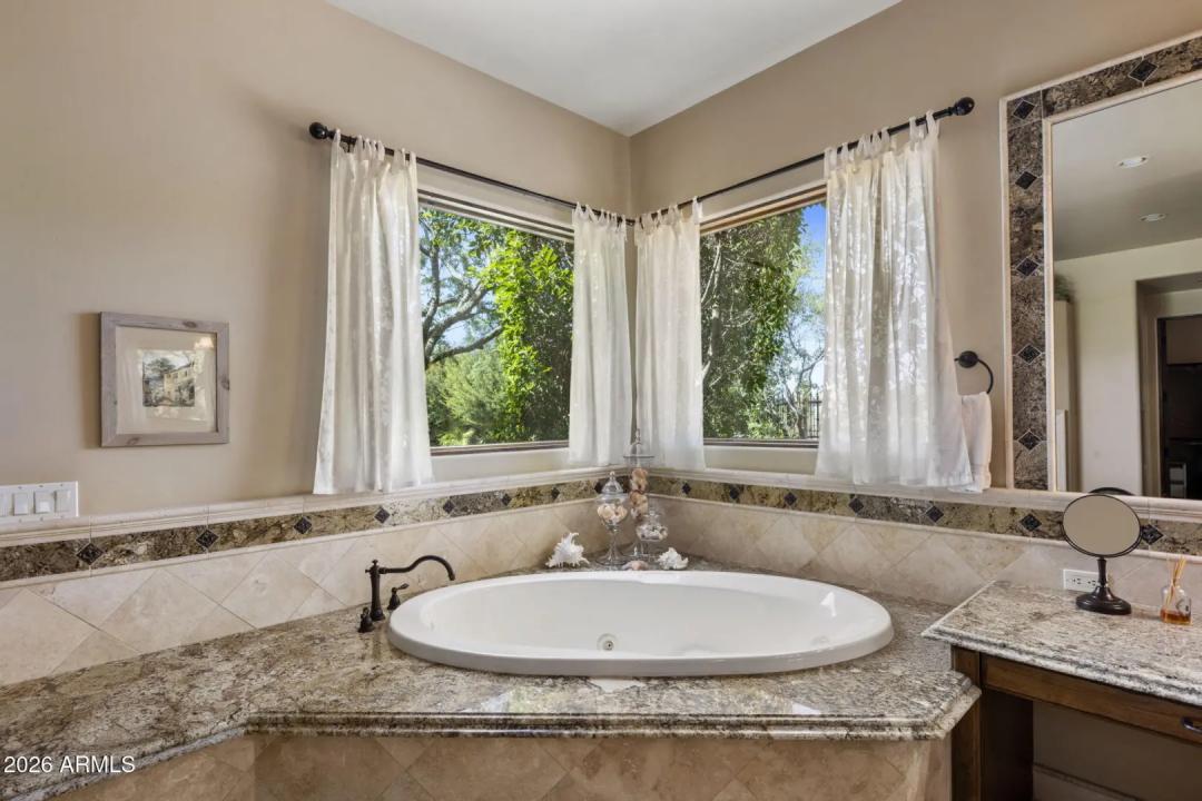 Real Estate Picture 47