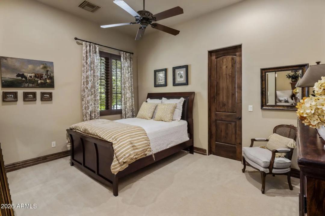 Real Estate Picture 36
