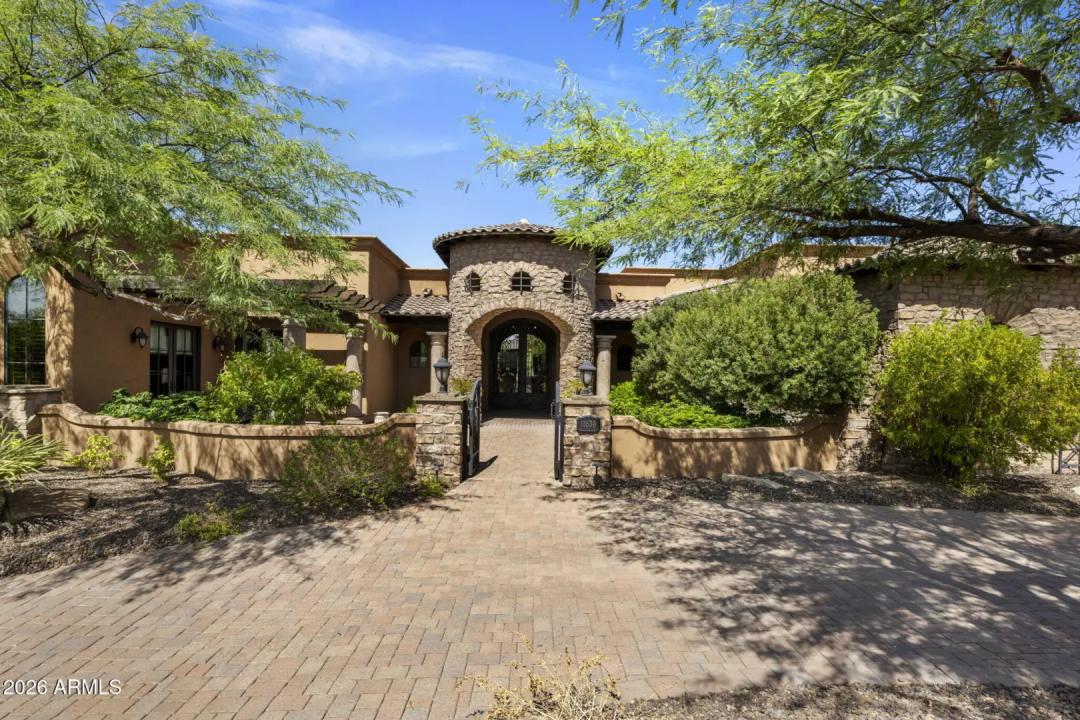 Real Estate Picture 2