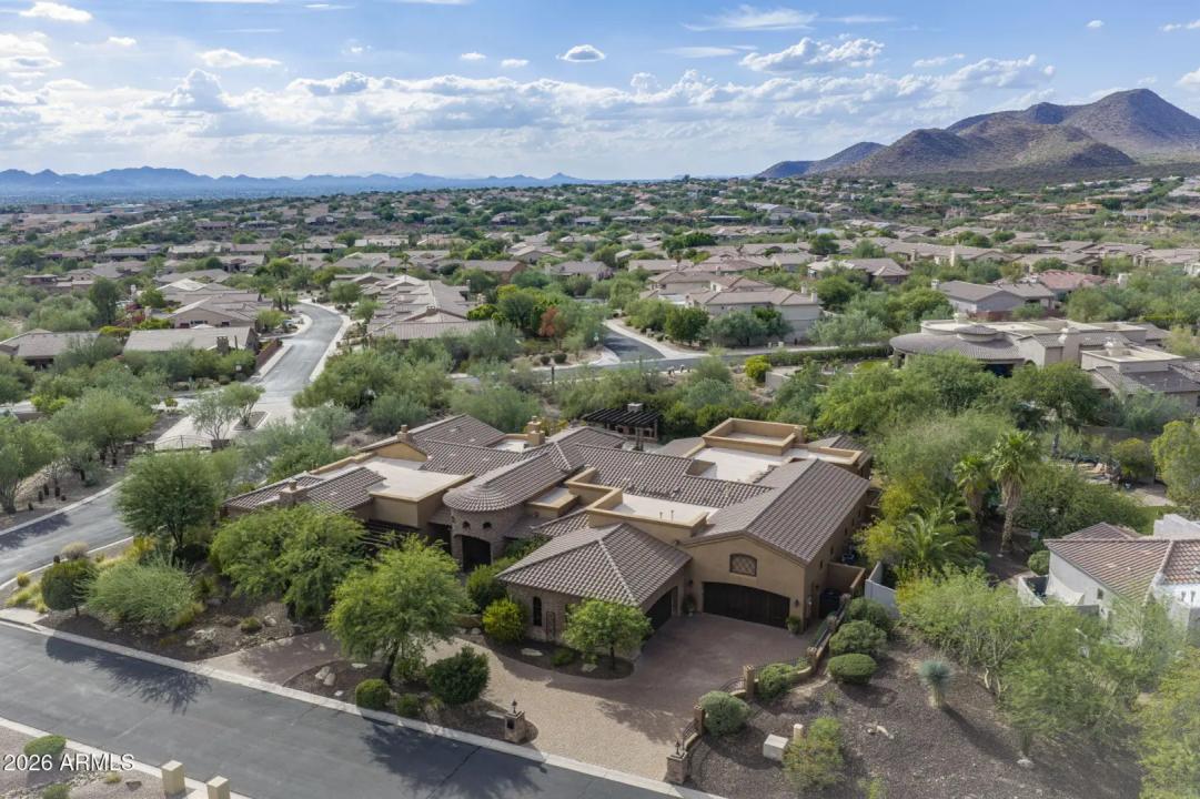Real Estate Picture 90