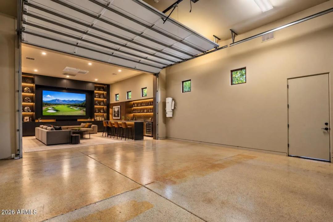 Real Estate Picture 83