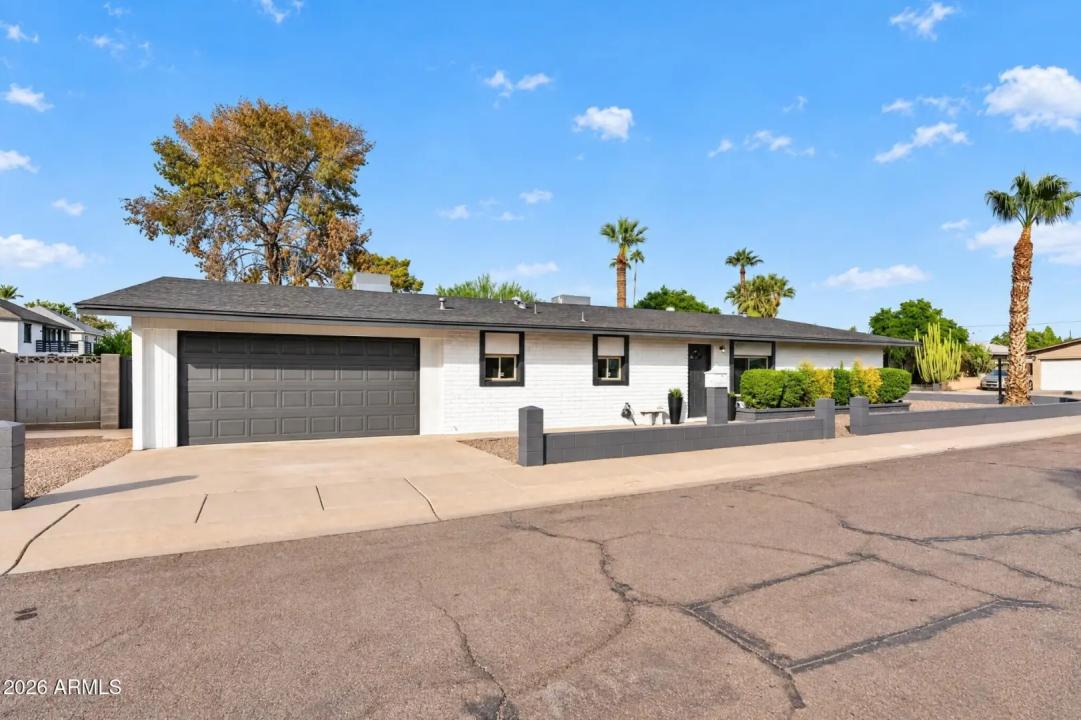 Real Estate Picture 2