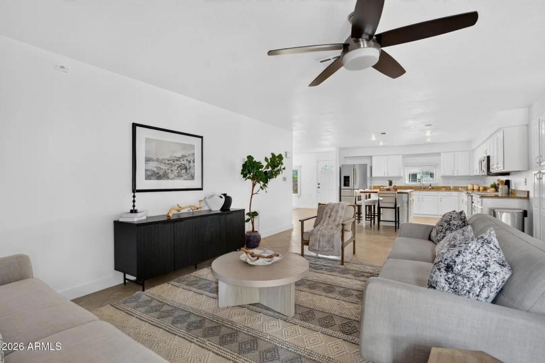Real Estate Picture 6