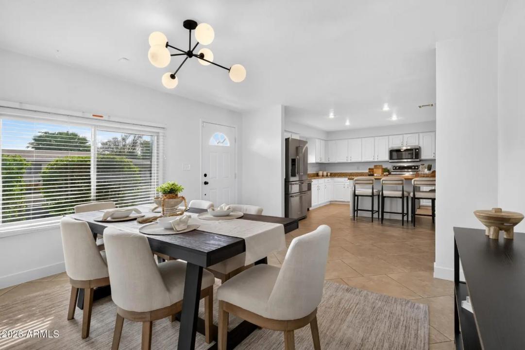 Real Estate Picture 22