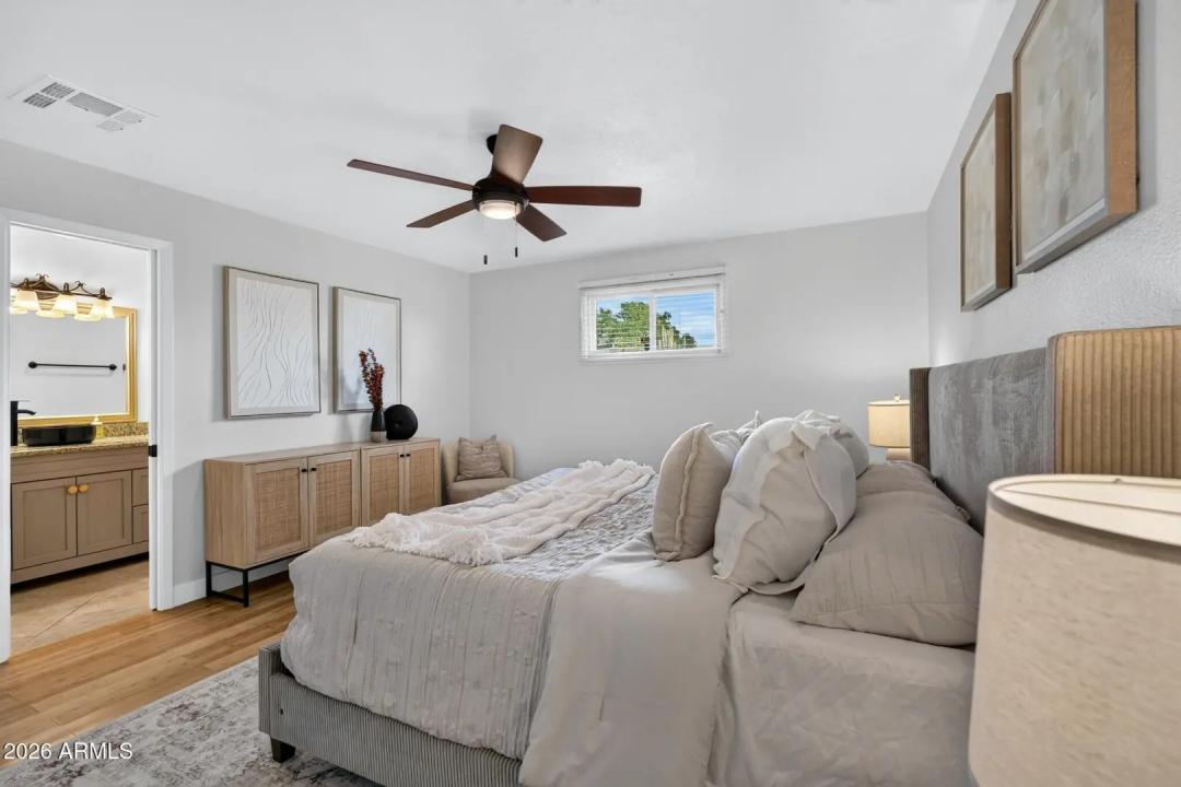 Real Estate Picture 29