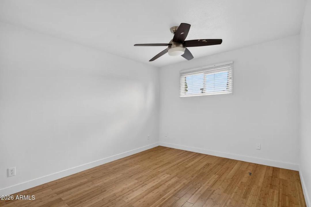 Real Estate Picture 36